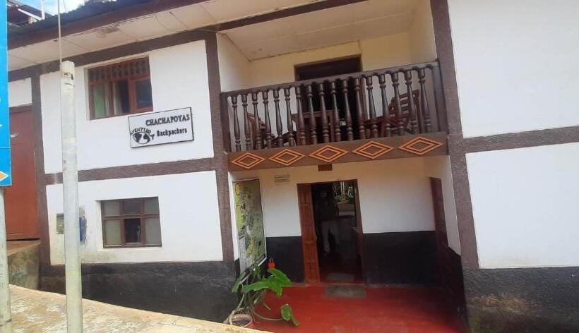 فندق صغير Aventura Chachapoyas Backpackers