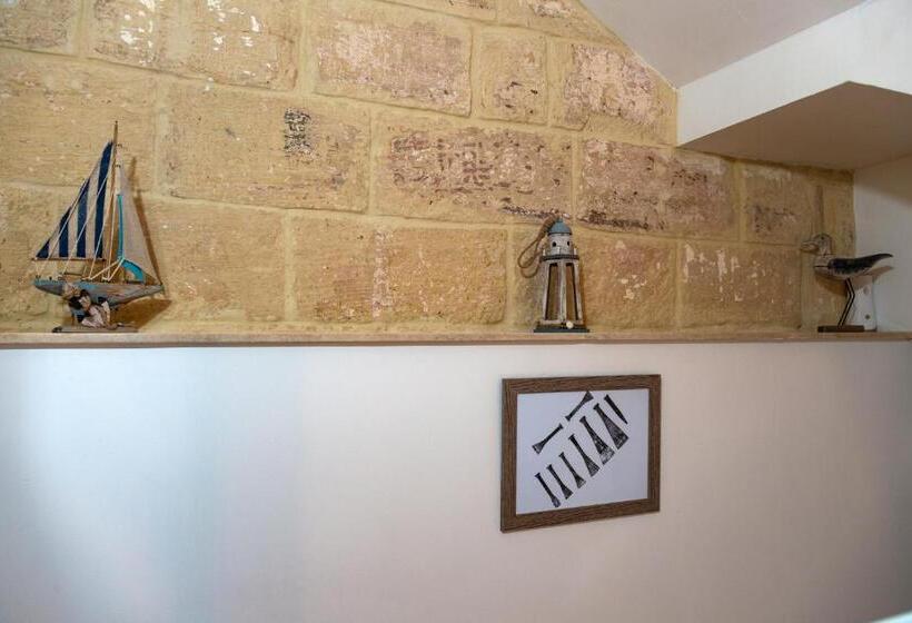 تختخواب و صبحانه The Shipwright S Lodge