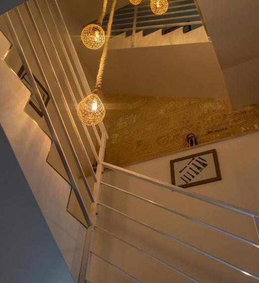 تختخواب و صبحانه The Shipwright S Lodge