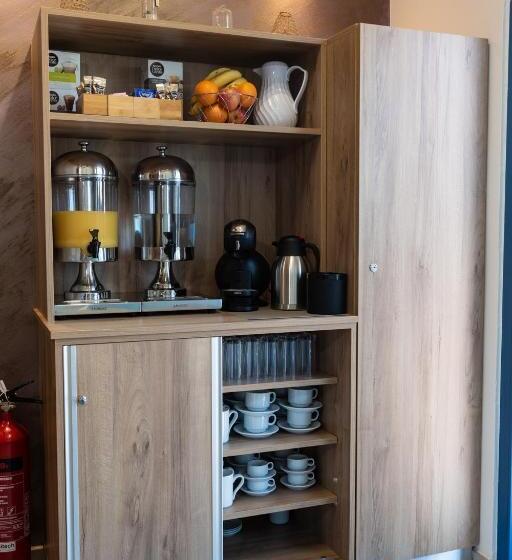 تختخواب و صبحانه The Shipwright S Lodge