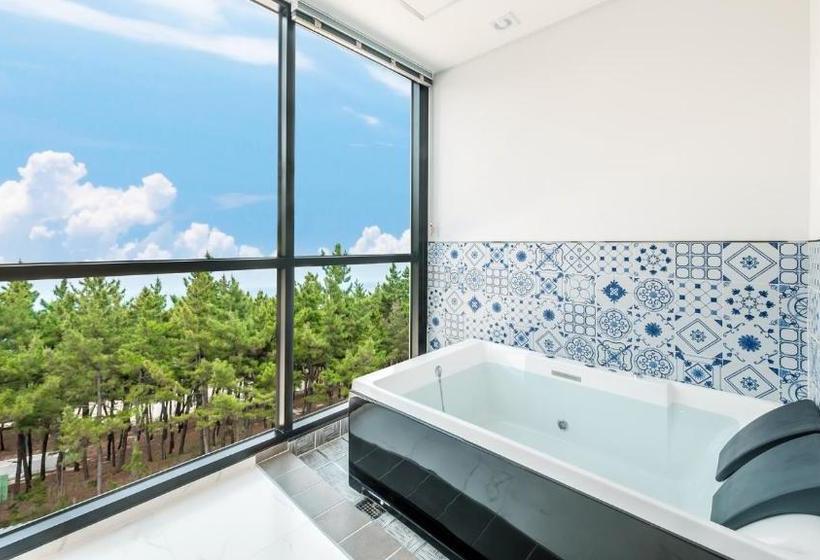 Gangneung Little Prince Spa Pension