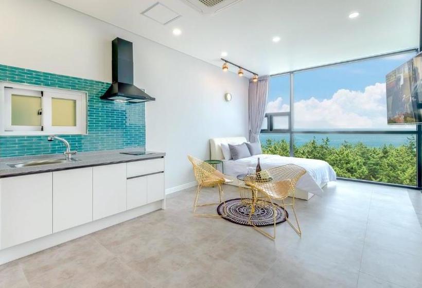 Gangneung Little Prince Spa Pension