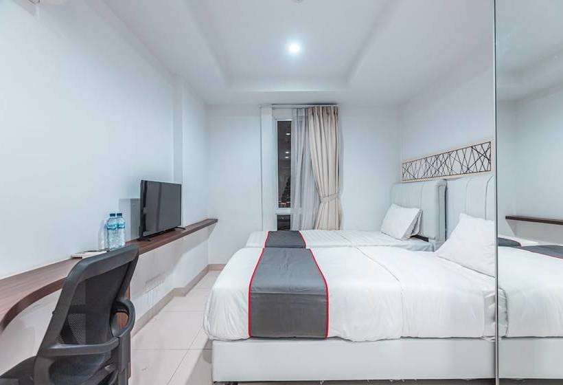 בית מלון כפרי Collection O 23 Azalea Suites