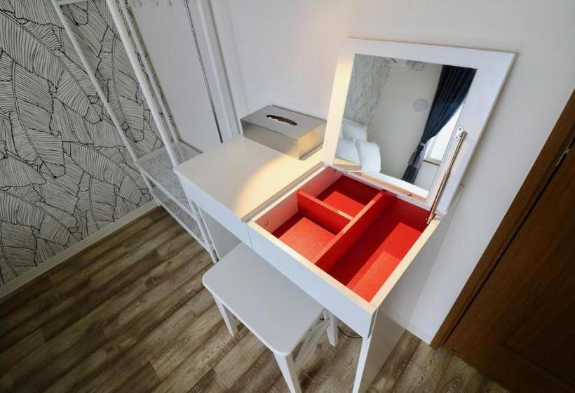 בית מלון כפרי North Ridge  Sapporo