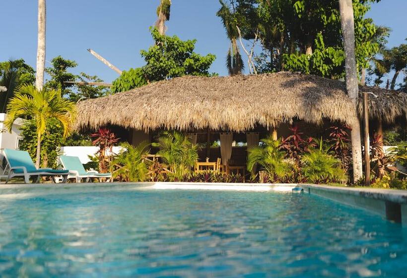 هتل Punta Popy Boutique