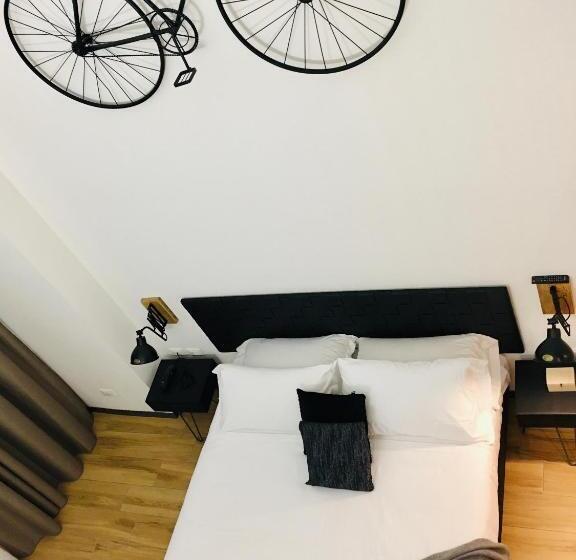 Intomilan Galleria Duomo I Boutique & Design Apart