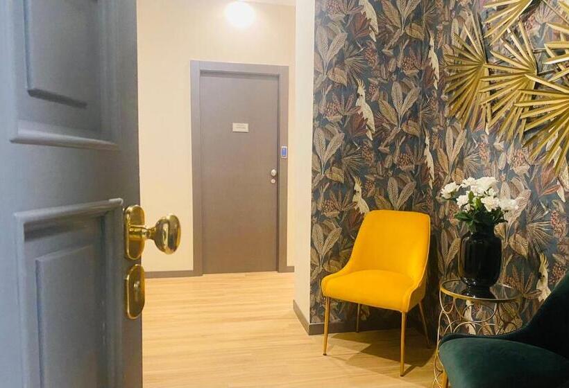 Intomilan Galleria Duomo I Boutique & Design Apart