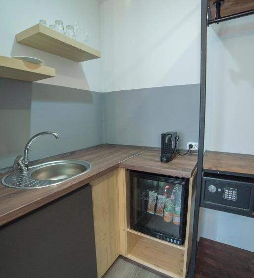 Maria Boutique Suits