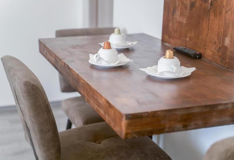 Maria Boutique Suits