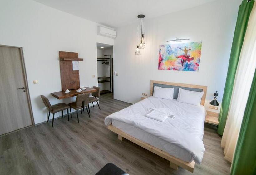 Maria Boutique Suits