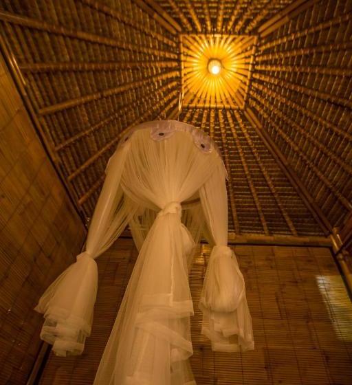 פנסיון The Umah Bamboo