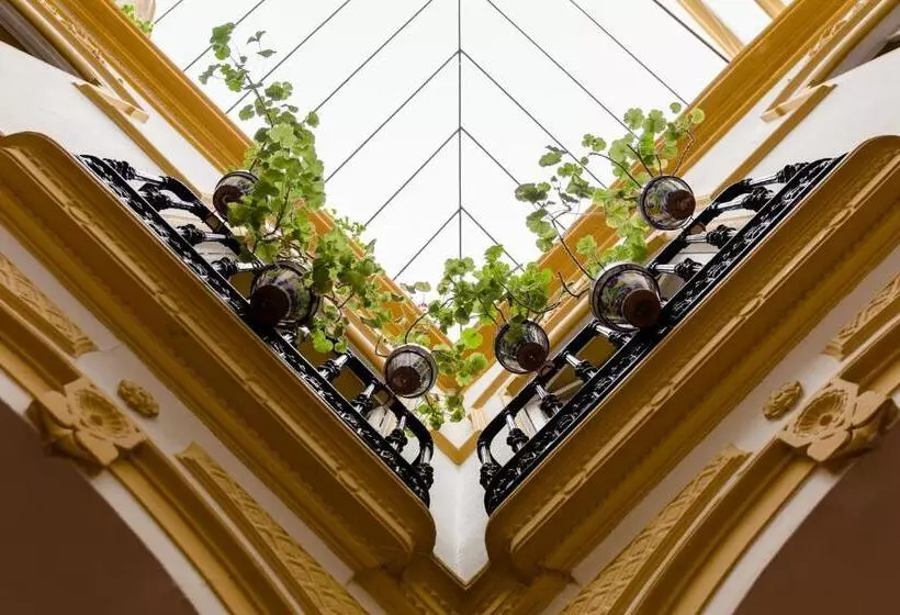 هتل Abanico Casa Palacio