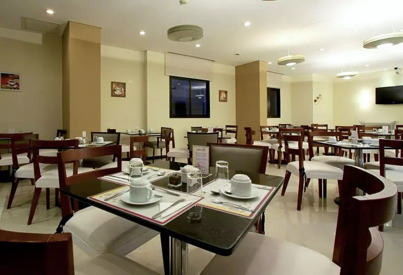 Отель Adagio Curitiba Parque Barigui