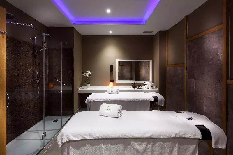 هتل Gran Tacande Wellness & Relax Costa Adeje