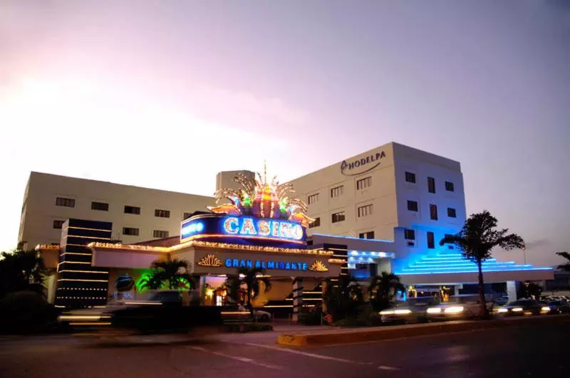 هتل Hodelpa Gran Almirante