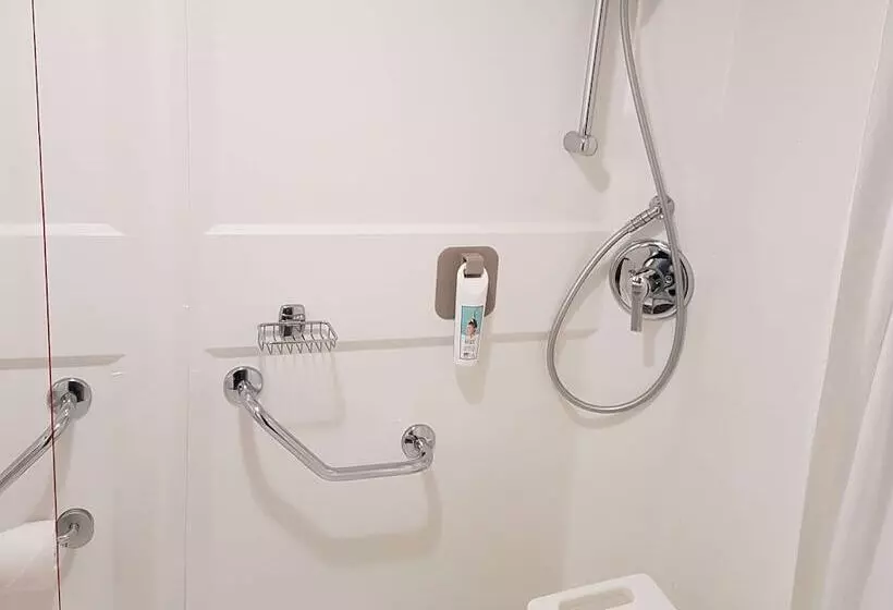 Hotel Ibis Liverpool Centre Albert Dock – Liverpool One