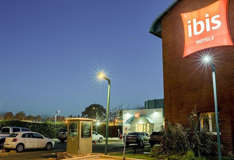 בית מלון כפרי Ibis Mendoza