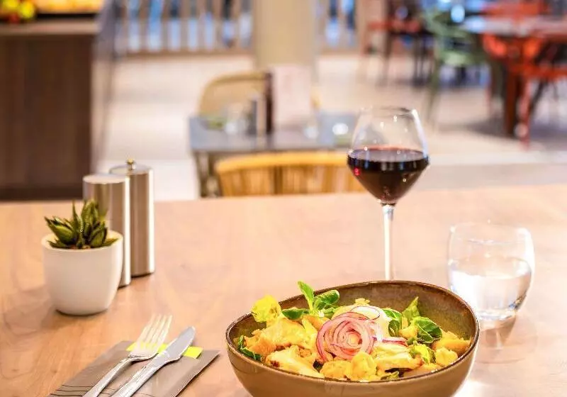 هتل Ibis Paris Alesia Montparnasse