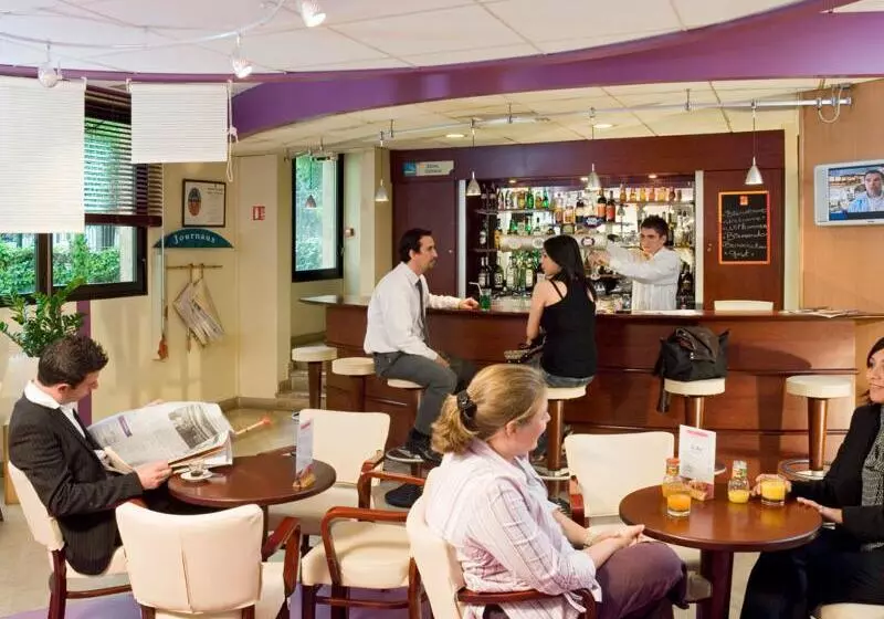 هتل Ibis Paris Alesia Montparnasse