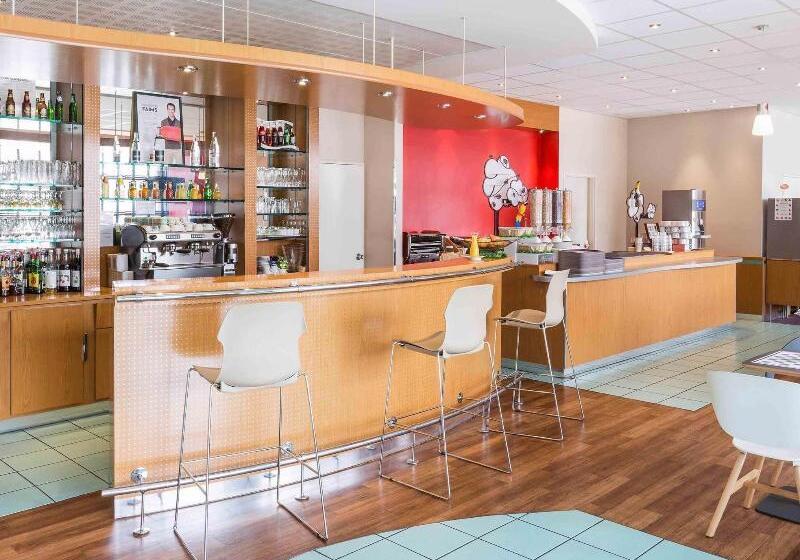 בית מלון כפרי Ibis Rennes Centre Gare Sud