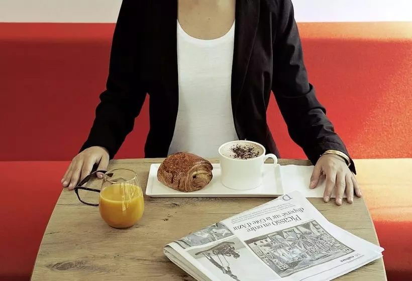 Отель Ibis Rennes Centre Gare Sud