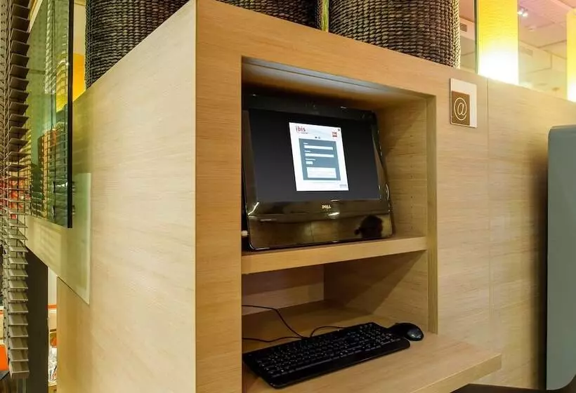 호텔 Ibis  Wien Messe