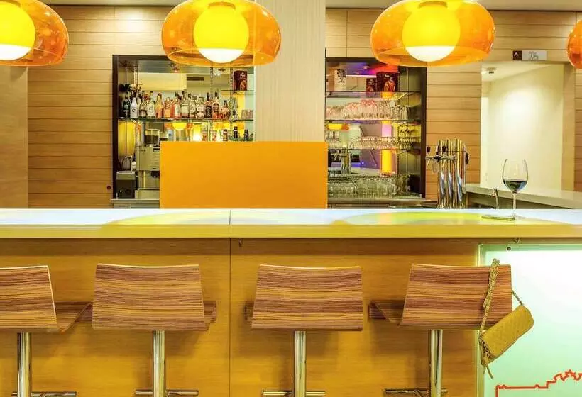 호텔 Ibis  Wien Messe