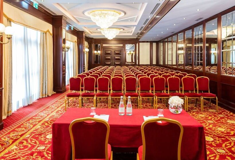 Leonardo Hotel Milan City Center