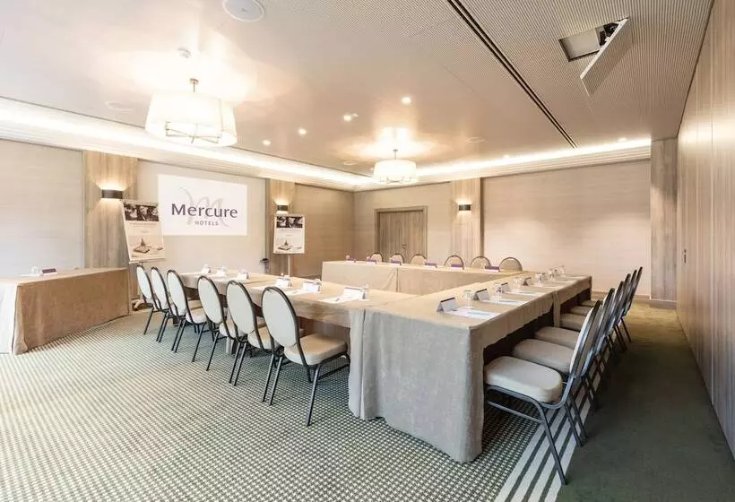 هتل Mercure Luxembourg Kikuoka Golf & Spa