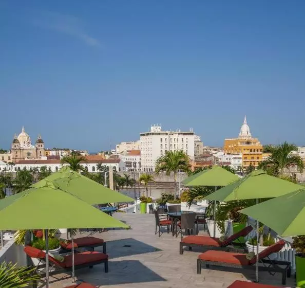 בית מלון כפרי Monterrey