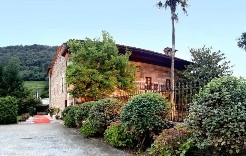 בית מלון כפרי Palacio Guevara