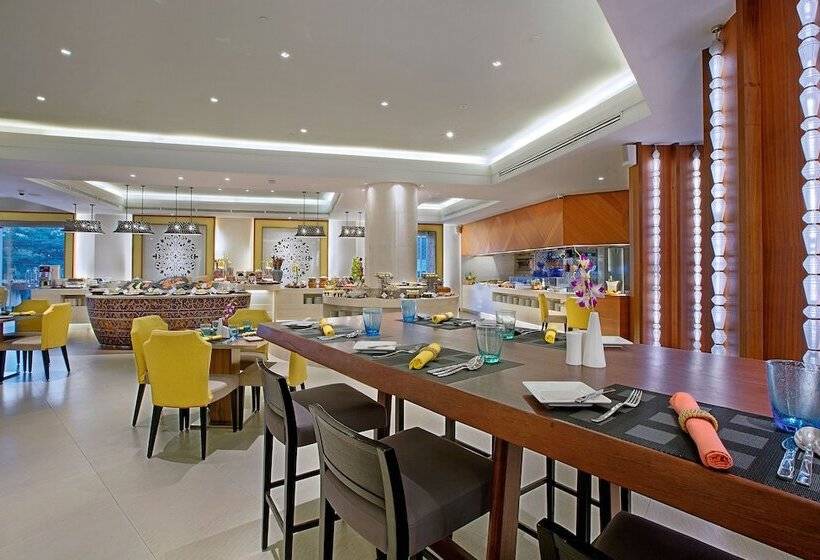 בית מלון כפרי Parkroyal Yangon