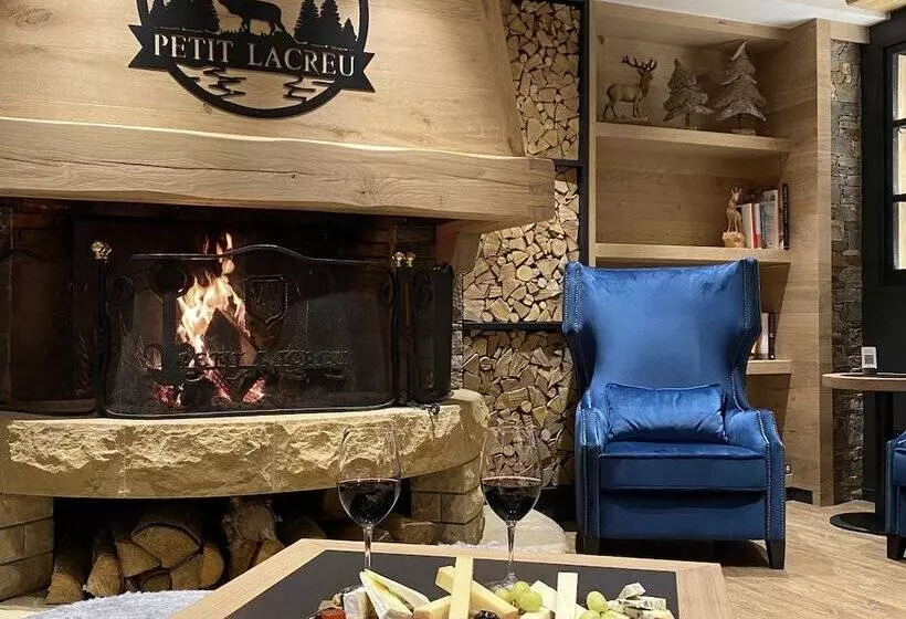 בית מלון כפרי Petit Lacreu