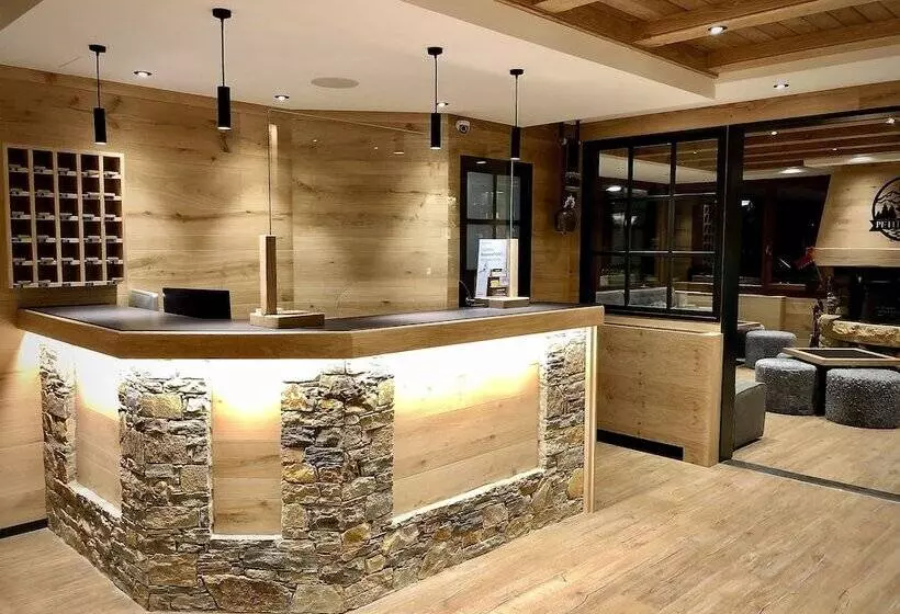 בית מלון כפרי Petit Lacreu