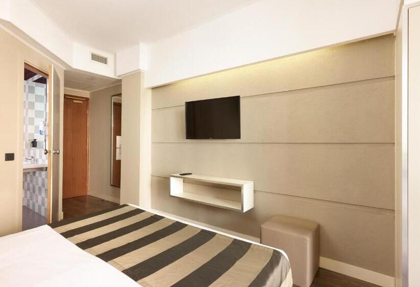 هتل Roma Tor Vergata