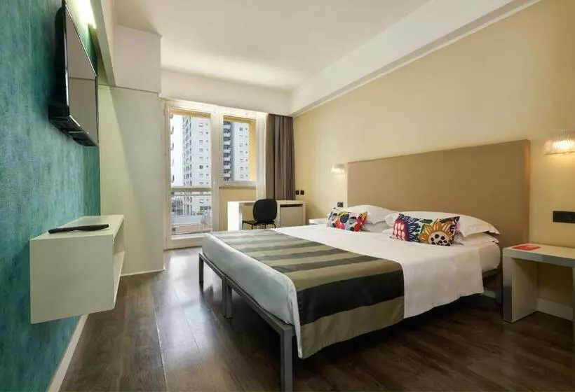 בית מלון כפרי Roma Tor Vergata