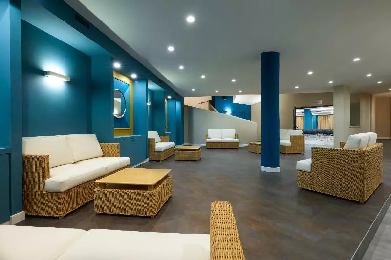 בית מלון כפרי Roma Tor Vergata