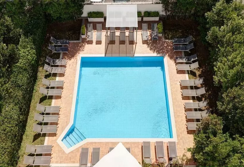 בית מלון כפרי Roma Tor Vergata