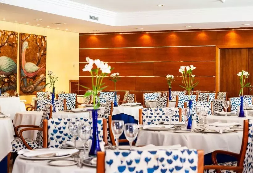 Hotel Serrano Palace