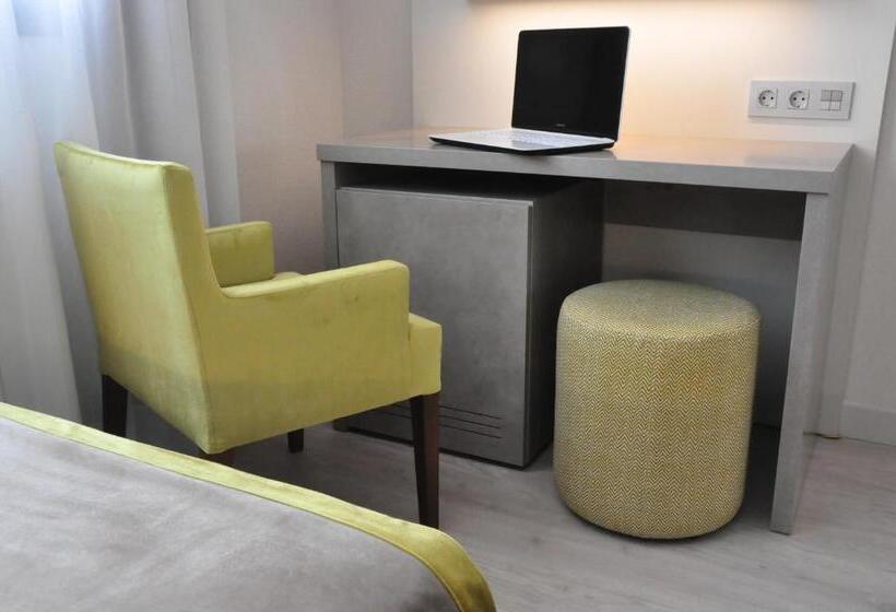 酒店 & Spa Real Jaca