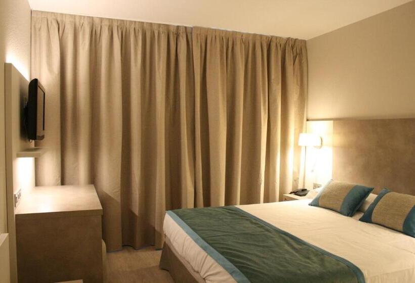 酒店 & Spa Real Jaca