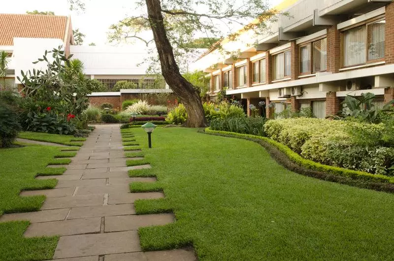 酒店 Sunbird Capital