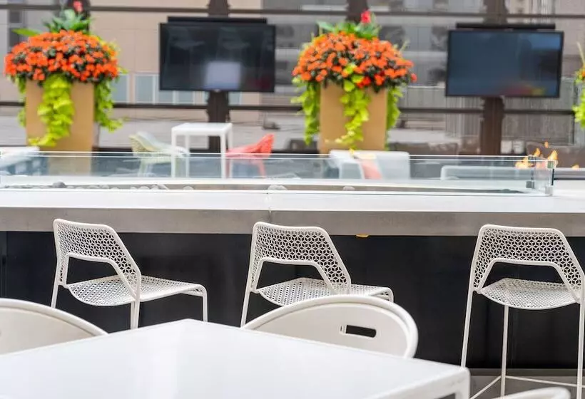 The Gwen, A Luxury Collection Hotel, Michigan Avenue Chicago