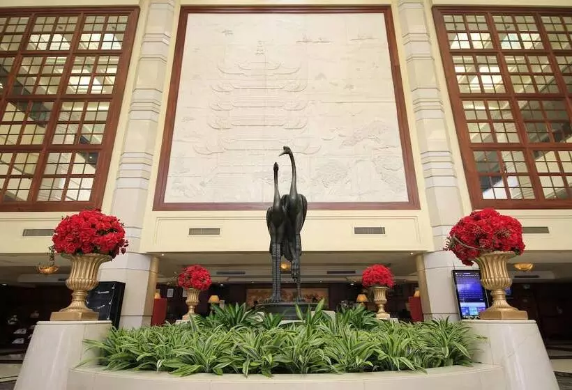 Otel Voco Wuhan Xinhua, An Ihg