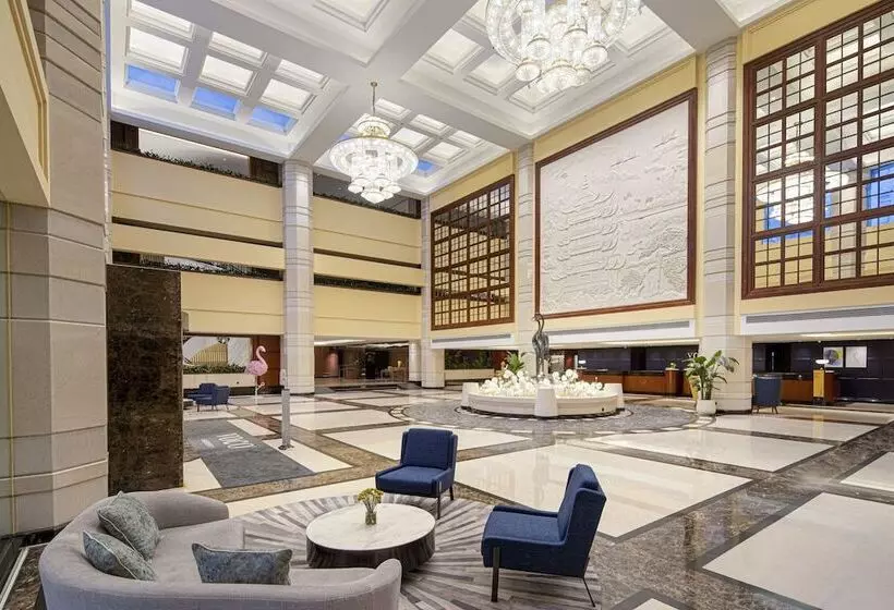 Otel Voco Wuhan Xinhua, An Ihg