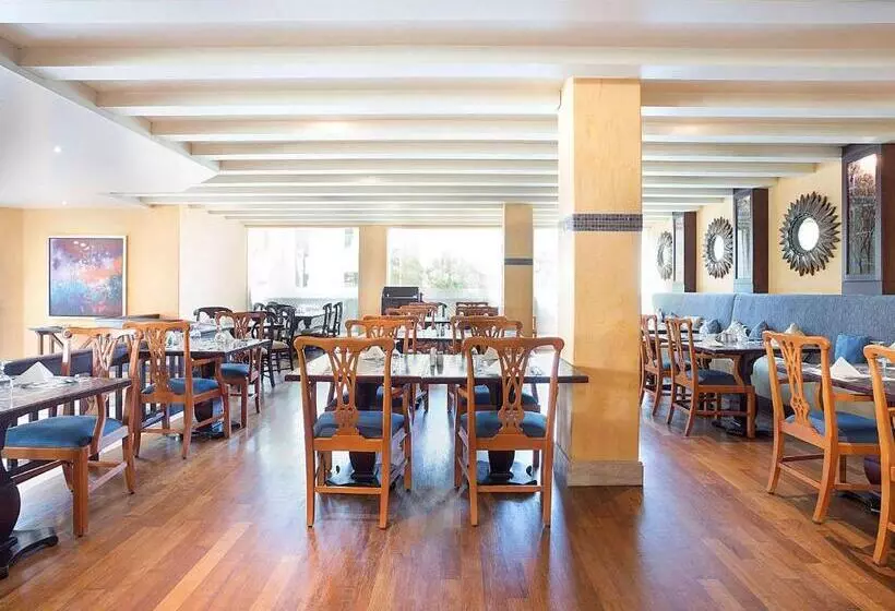 Novotel Bahrain Al Dana Resort