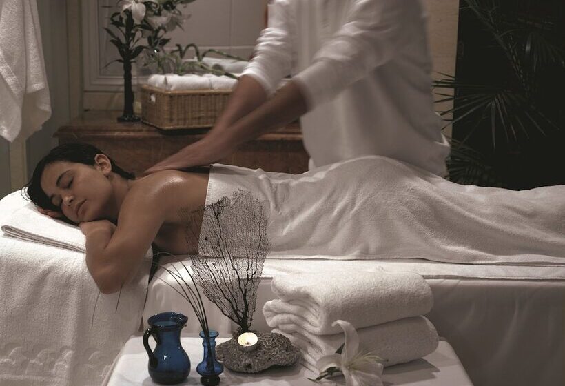 استراحتگاه Mövenpick Hotel Cairo   Media City