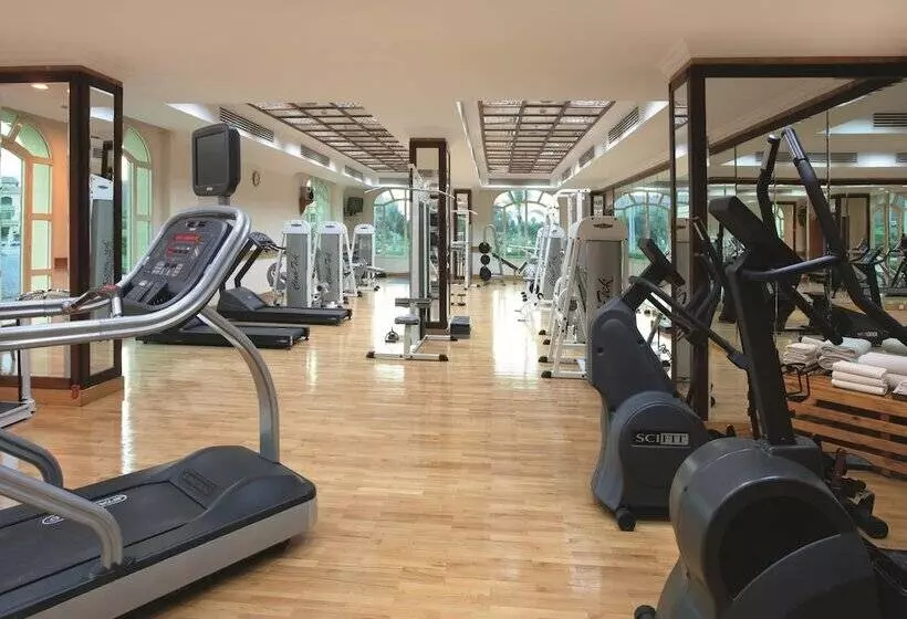 استراحتگاه Mövenpick Hotel Cairo Media City