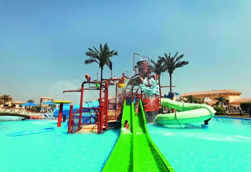 استراحتگاه Mövenpick Hotel Cairo Media City