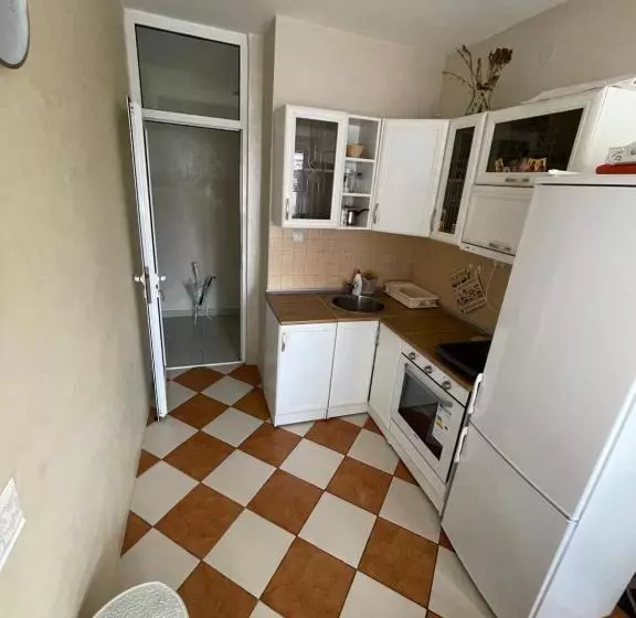 هاستل Apartmani Mv